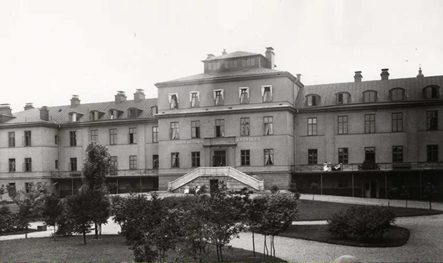 Serafimerlasarettet hospital building, c. 1930